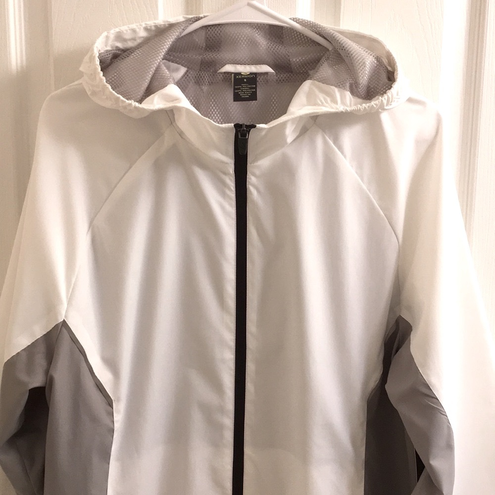 NWT Men’s Lightweight Waterproof Jacket Xersion - Picture 2 of 16